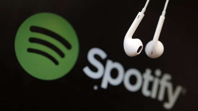 spotify versa