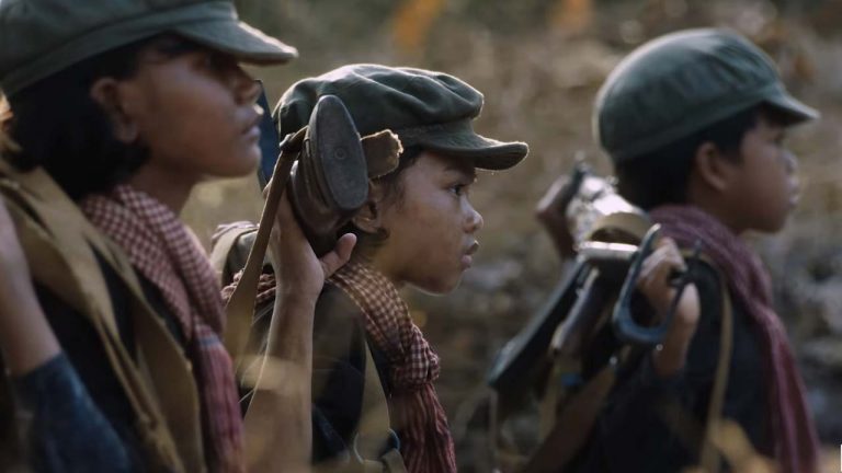 “Primeiro, Mataram o Meu Pai” de Angelina Jolie chega hoje à Netflix
