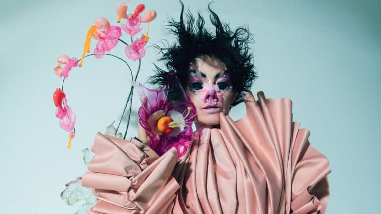Björk cancela atuação no Vodafone Paredes de Coura