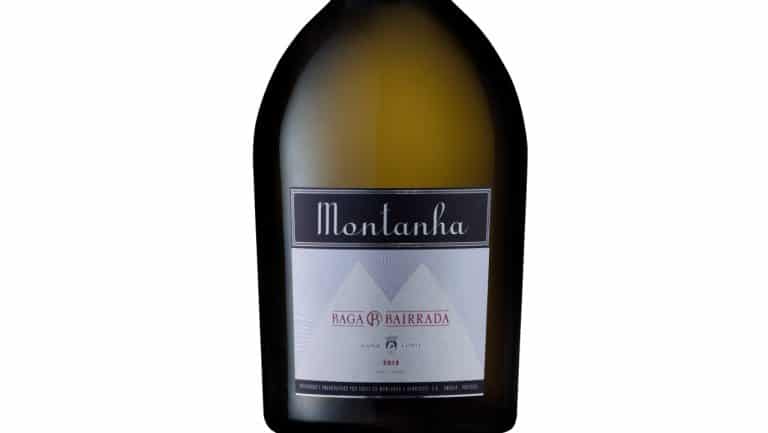 Espumante Montanha Grande Cuvée vence medalha de ouro na Rússia