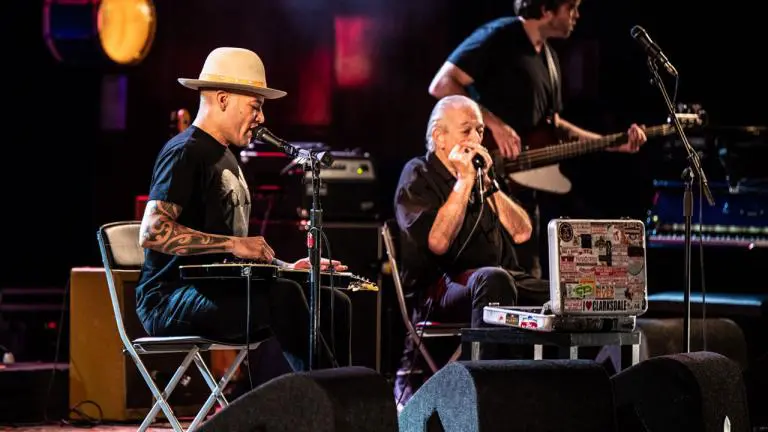 Ben Harper e Charlie Musselwhite na Aula Magna: Noite de glória pintada de blues