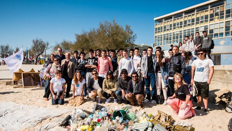 Liga MEO Surf ajudou a recolher mais de 250kg de plástico no Porto e Matosinhos