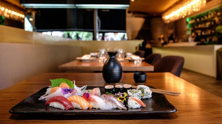 Avenida SushiCafé tem novo menu de almoço e novidades no bar de cocktail