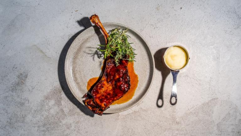 Pouco tempo para almoçar? O restaurante Erva tem um menu de 18€ que se despacha em 50 minutos