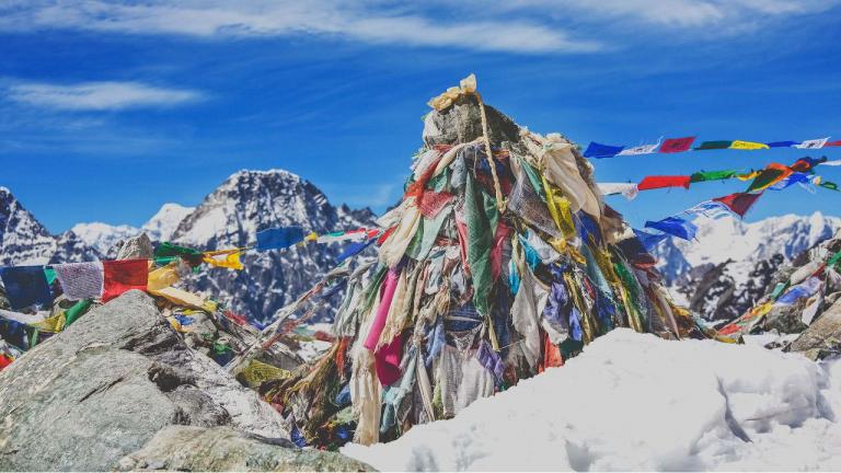 Agência de viagens procura aventureiros para uma expedição pela Ásia