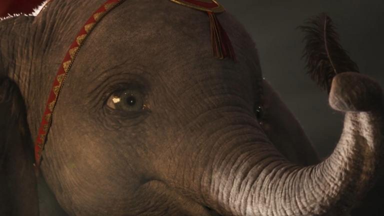 “Dumbo” voa em novo trailer da adaptação de Tim Burton