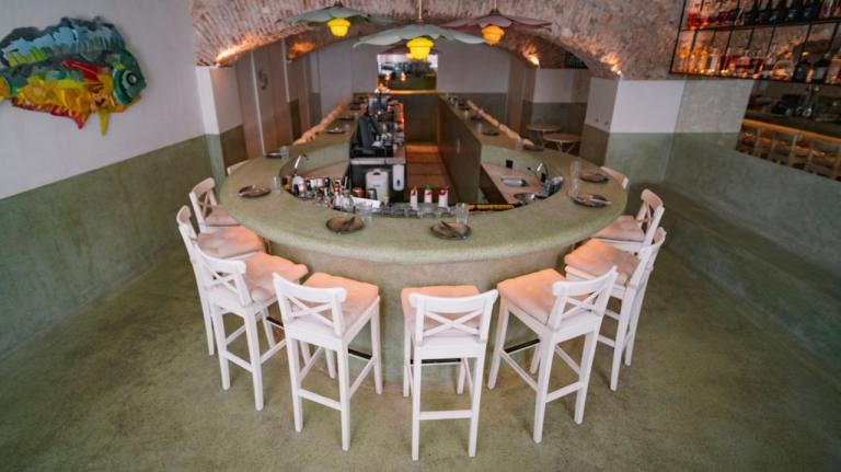 Peixola passa a abrir aos almoços no fim-de-semana com pratos fora da carta