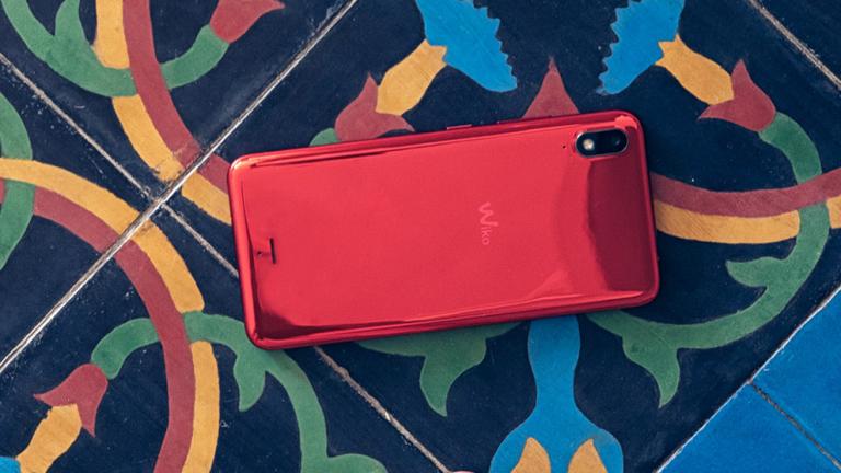 Wiko sugere View2 Go para estares sempre On no Natal