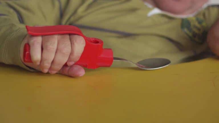 Projeto português usa peças impressas em 3D para ajudar pessoas com deficiência