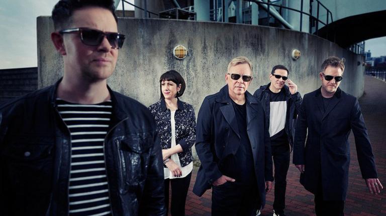 Vodafone Paredes de Coura: Concerto dos New Order transmitido na TVI24