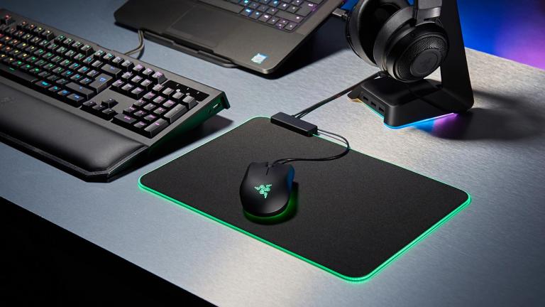 Razer Goliathus Chroma – Um tapete de rato flexível e luminoso
