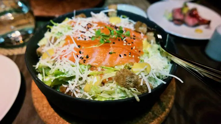 SOMOS Restaurant & Lounge