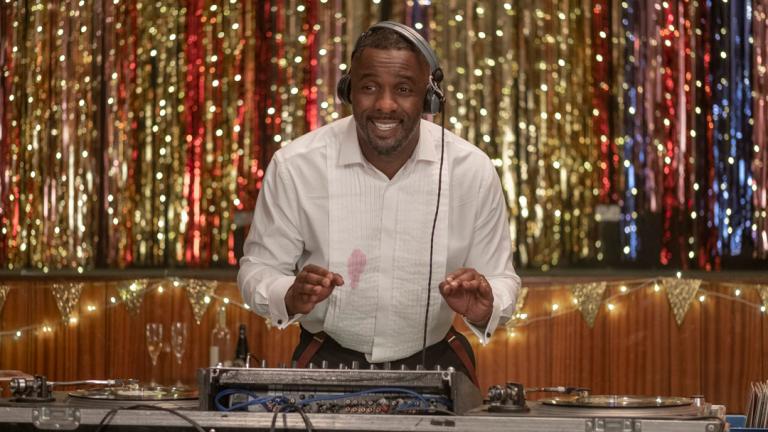 “Turn Up Charlie” é a nova comédia da Netflix com Idris Elba