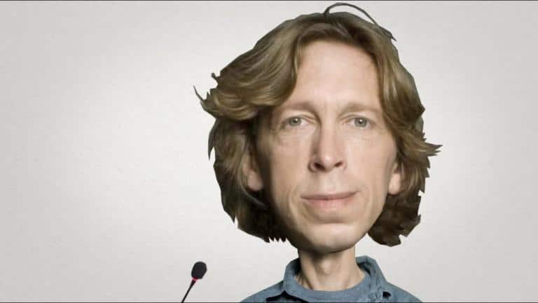 João Quadros testa-se enquanto “Politicamente Correto” no YouTube