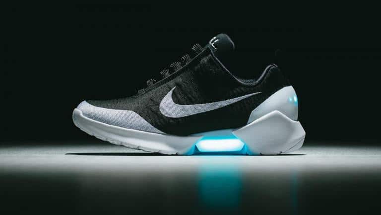 Vamos poder comprar as icónicas sapatilhas de “Regresso ao Futuro”