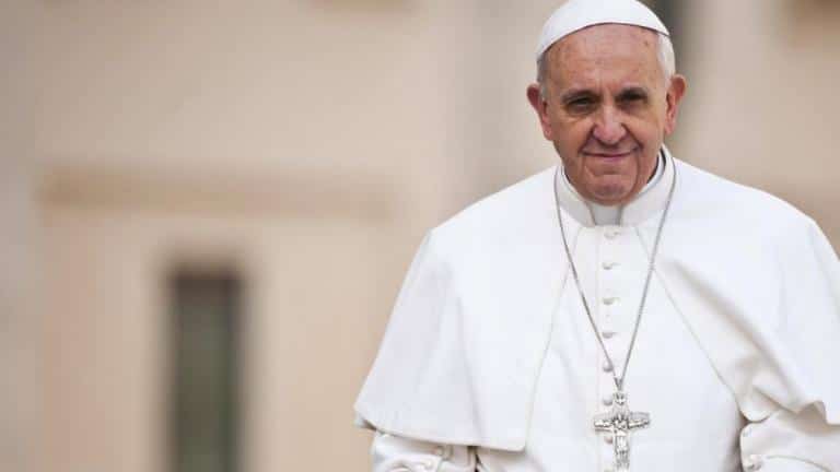 Papa regressa a Portugal em 2022 para a Jornada Mundial da Juventude