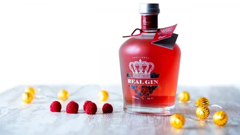 Novo Real Gin Rouge é feito com frutos da região de Setúbal