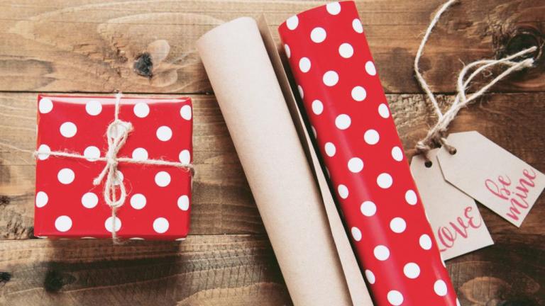 O que é que os portugueses oferecem no Dia de S. Valentim?