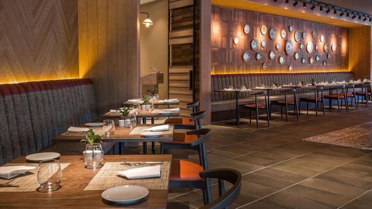 SOMOS Restaurant & Lounge homenageia gastronomia francesa