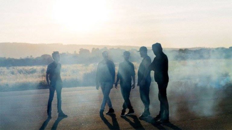 Festival Ilustração à Vista apresenta concertos especiais de Orelha Negra e Júlio Resende