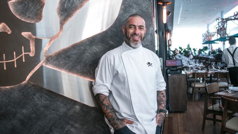 Brasileiros Henrique Fogaça e Thiago Castanho são os chefs convidados n’O Jantar do Ano