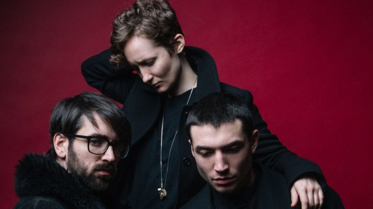 Sons Of An Illustrious Father estreiam-se em Portugal