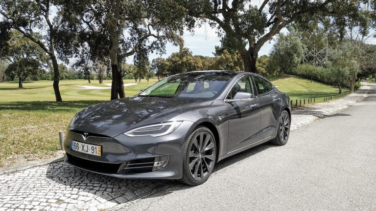 Ensaio Tesla Model S – Uma experiência eletrizante!