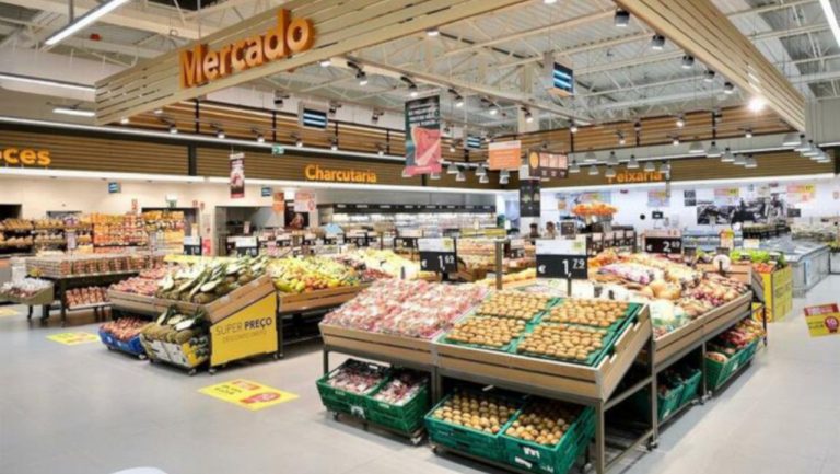 Continente testa projeto piloto com sacos de algodão para frutas e legumes