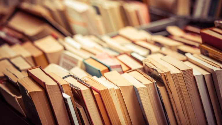 Dia Mundial do Livro: FNAC vai oferecer 2 mil livros pelas ruas de Lisboa