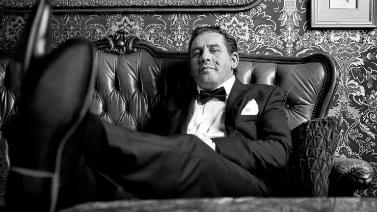 “Emplastro” encarna a pele de James Bond em campanha publicitária