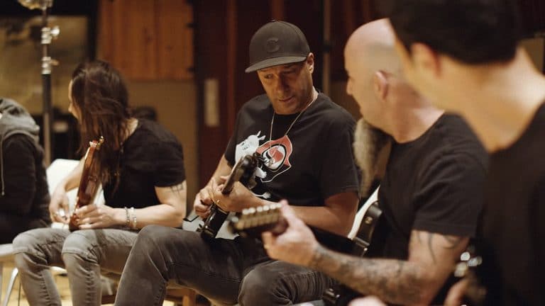 Tom Morello e amigos juntam-se numa cover de guitarras do tema de “Game of Thrones”