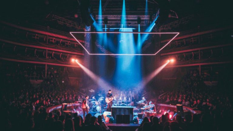 Tiago Bettencourt vai dar concertos no Coliseu de Lisboa e na Casa da Música