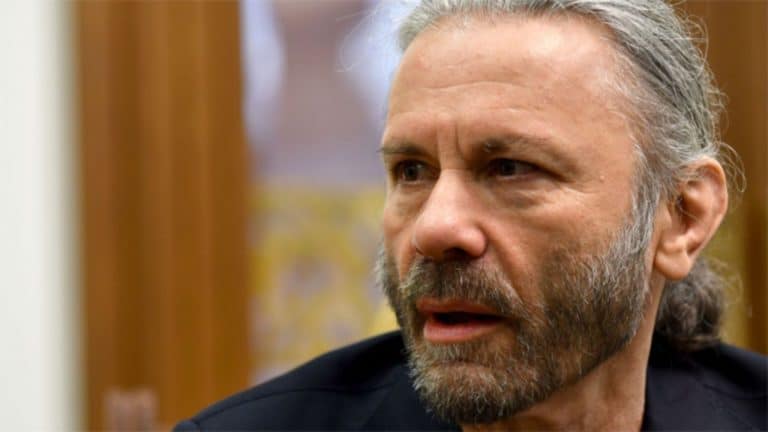 Bruce Dickinson (Iron Maiden) vem a Lisboa. Mas não para cantar