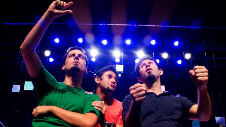 Cia. Barbixas regressam a Portugal para mais doses de improviso