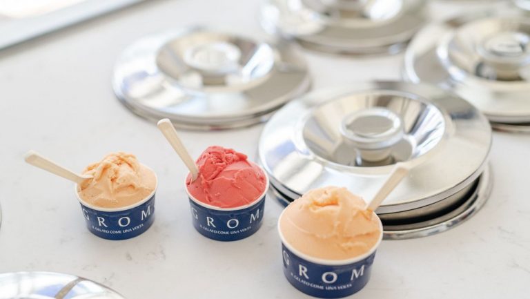 GROM tem dois sabores de fruta para refrescar nos dias quentes