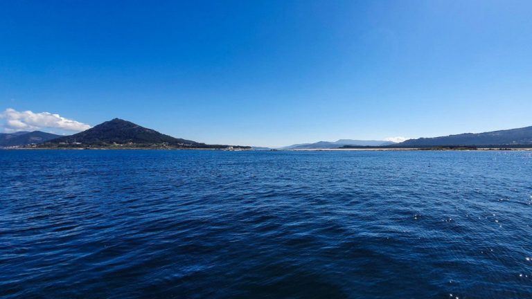 Há uma fotografia panorâmica de 943km de toda a Costa Portuguesa