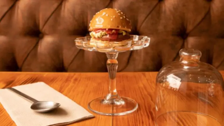 Estaminé 1955 tem um novo hambúrguer… que é uma sobremesa