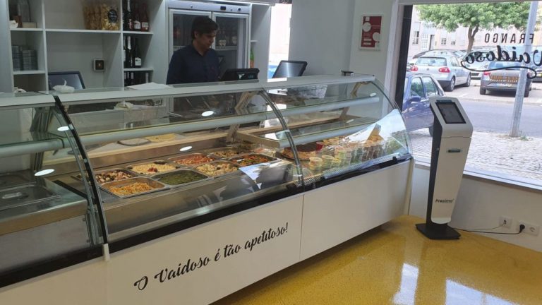 Há mais um Frango Vaidoso em Setúbal