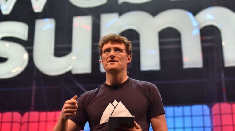 Paddy Cosgrave vai à Surf Out Portugal explicar como a tecnologia pode ajudar o surf