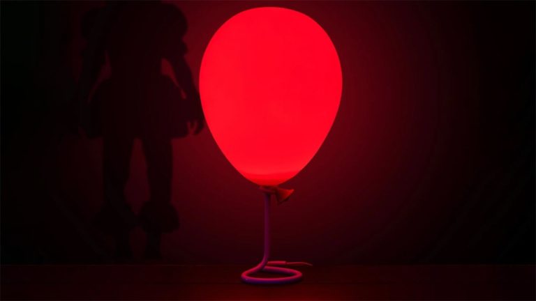 Ilumina o teu quarto com o balão do Pennywise