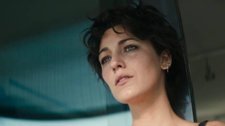 Blake Lively procura vingança em “The Rhythm Section”