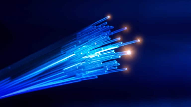 Altice Portugal vai levar fibra ótica a mais 100 freguesias