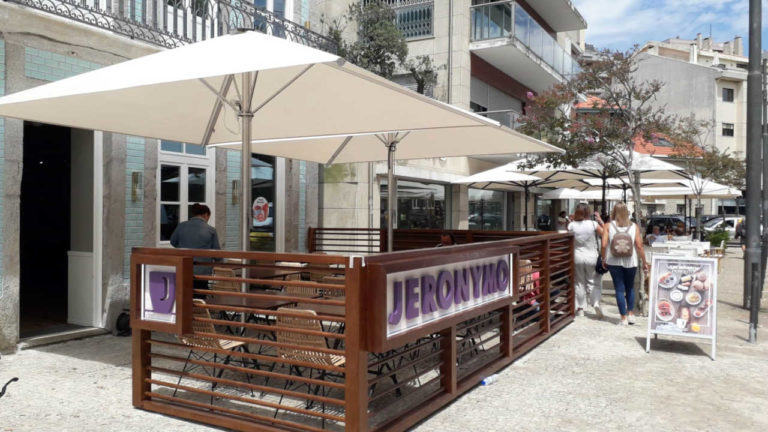 Abriu um café Jeronymo na Foz do Douro