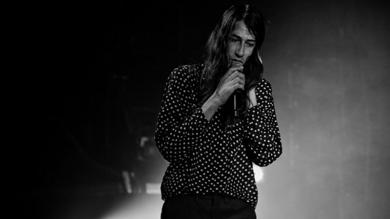 Rejjie Snow, Kindness e Ezra Collective no ID NO LIMITS 2020