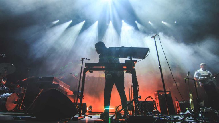 Nick Murphy no Coliseu do Porto – De mãos dadas com Chet Faker