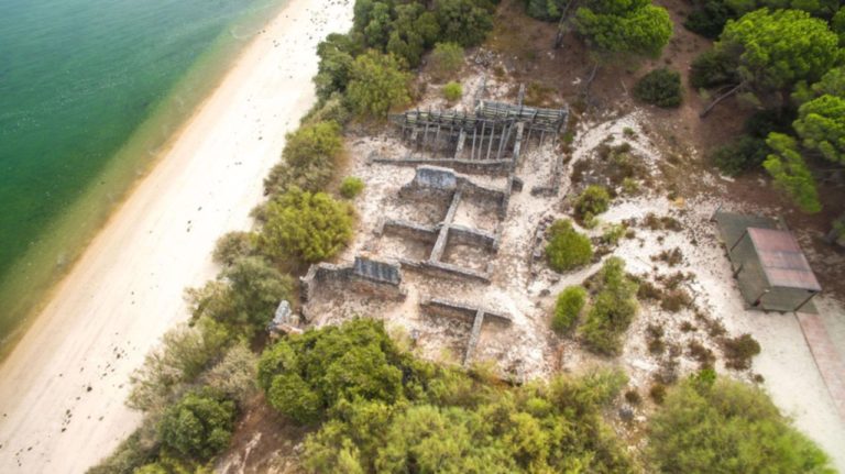 Ruínas Romanas de Troia: um lugar que permanece no tempo desde o séc. I