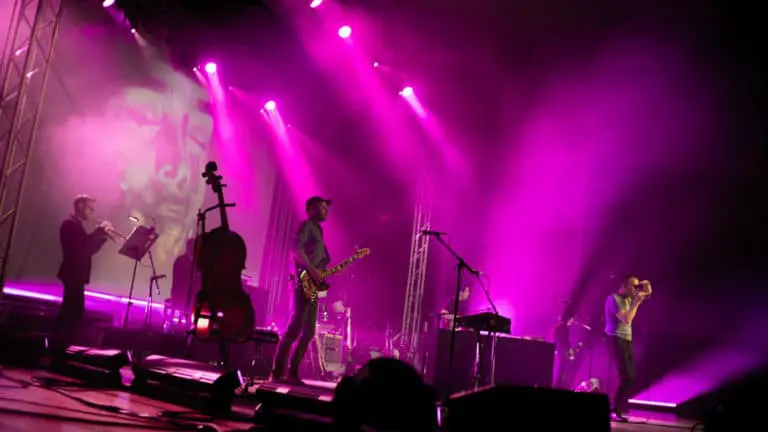Belle & Sebastian na Aula Magna – Redenção para os amantes de livros