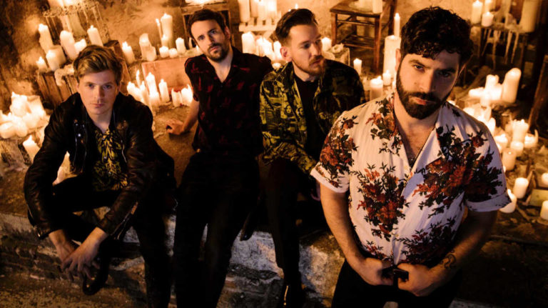 Foals, Local Natives e Boy Pablo no Super Bock Super Rock 2021