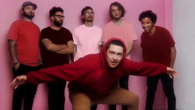 Hobo Johnson and The Lovemakers no NOS Alive 2020