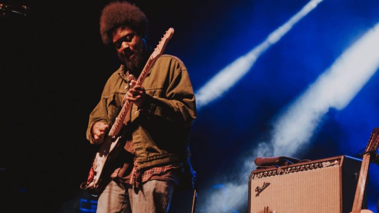 Concertos de Michael Kiwanuka em Portugal foram novamente reagendados